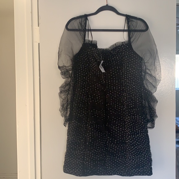 Beautiful polka dot dress 😍 - Picture 4 of 5